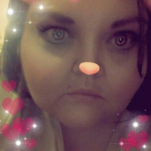 Meet your Posher, Chelle